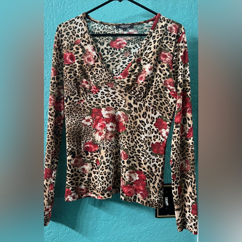 👑✅PRICE FIRM✅ Sheer Floral Leopard Print V-Neck Women's Long Sleeve Top - Picture 6 of 10